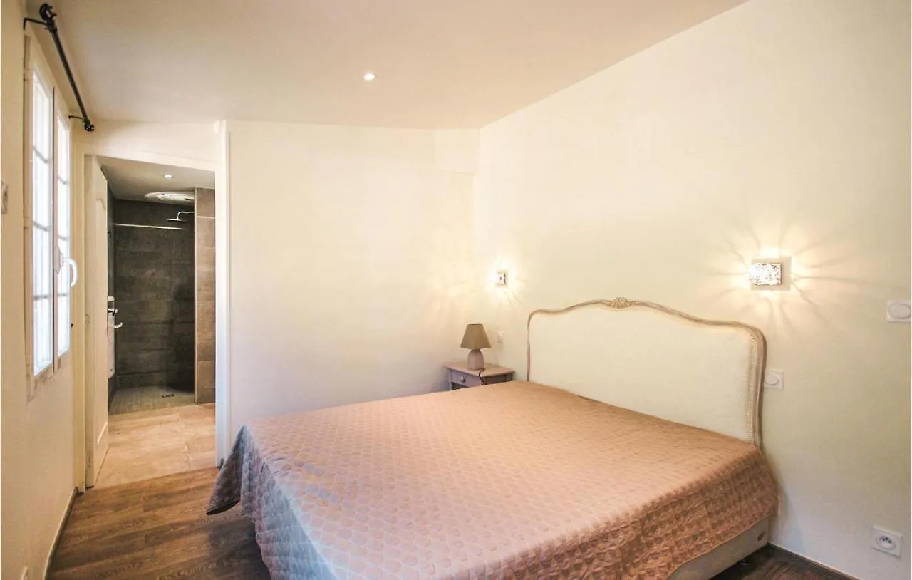 Nice Home In Ste-Anastasie-S-Issole Sainte-Anastasie-sur-Issole Semesterbostad